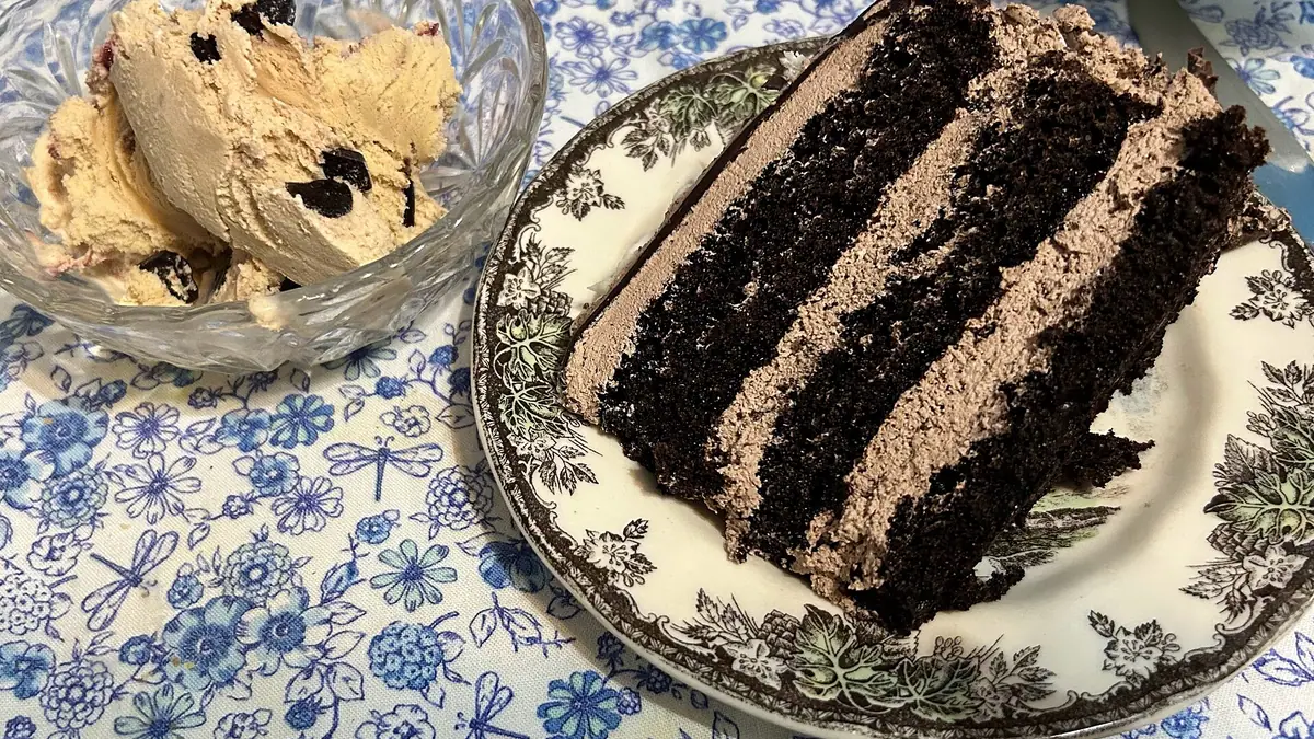 Munchies Halal Bakery – halal bakery in Highfields, Leicester
