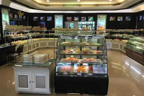 Munchies Halal Bakery photo 4